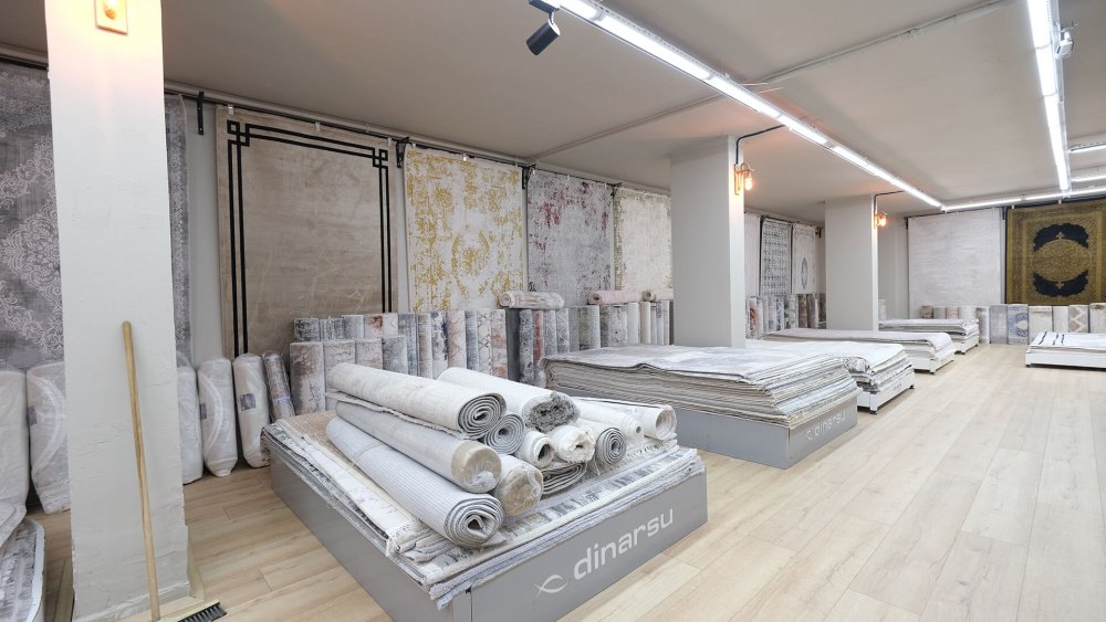 Genç Kartallar - Flora Halı